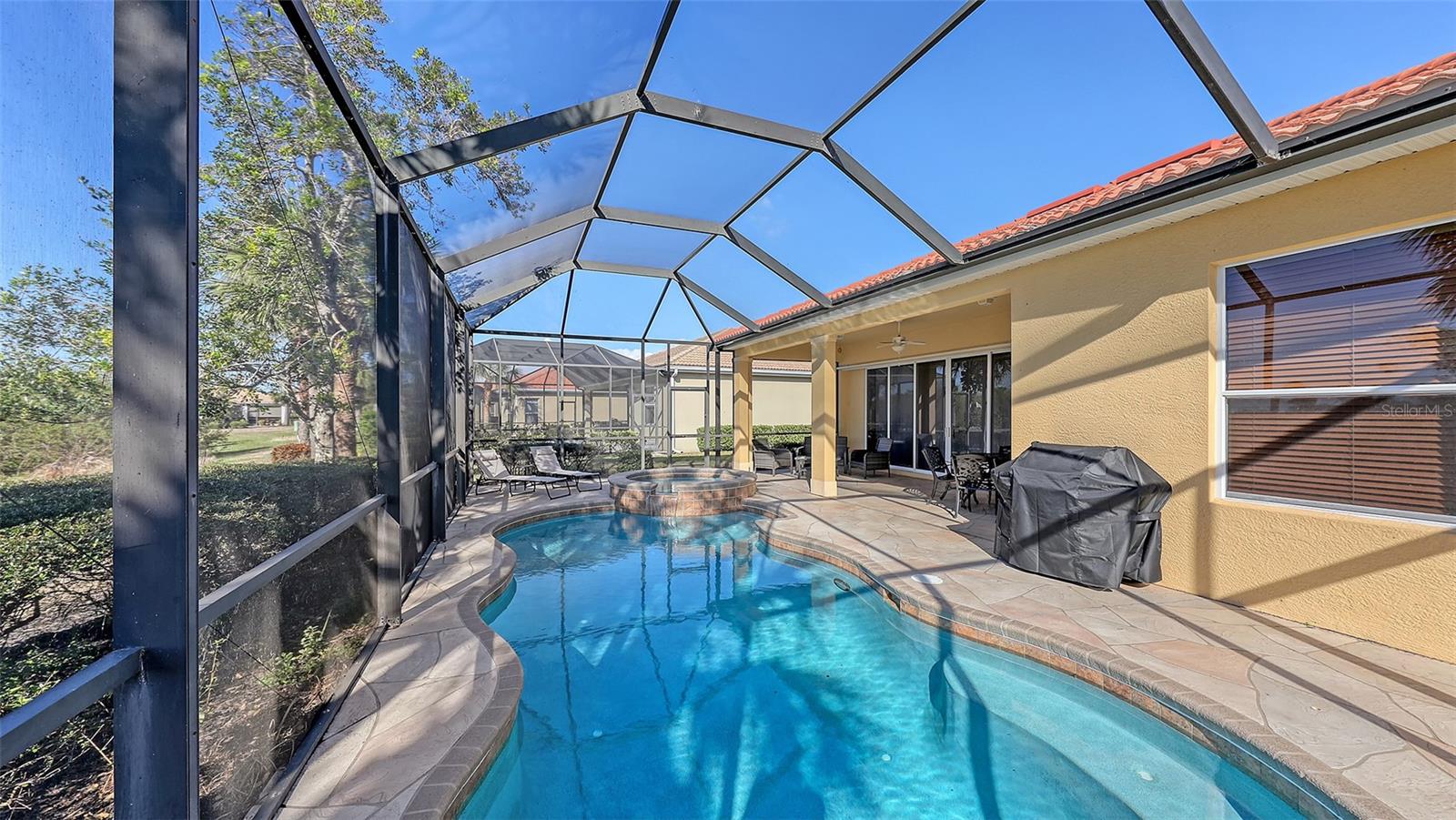 VENETIAN GOLF & RIVER CLUB PHA - Residential Lease