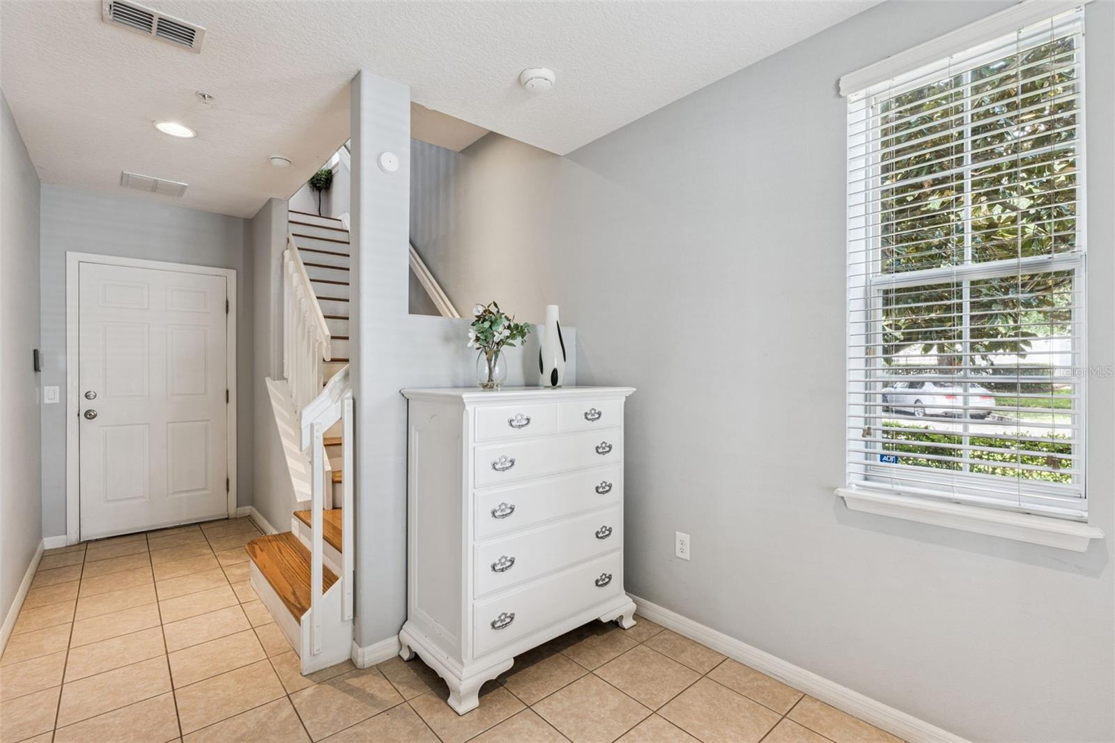 1894 PROSPECT AVENUE