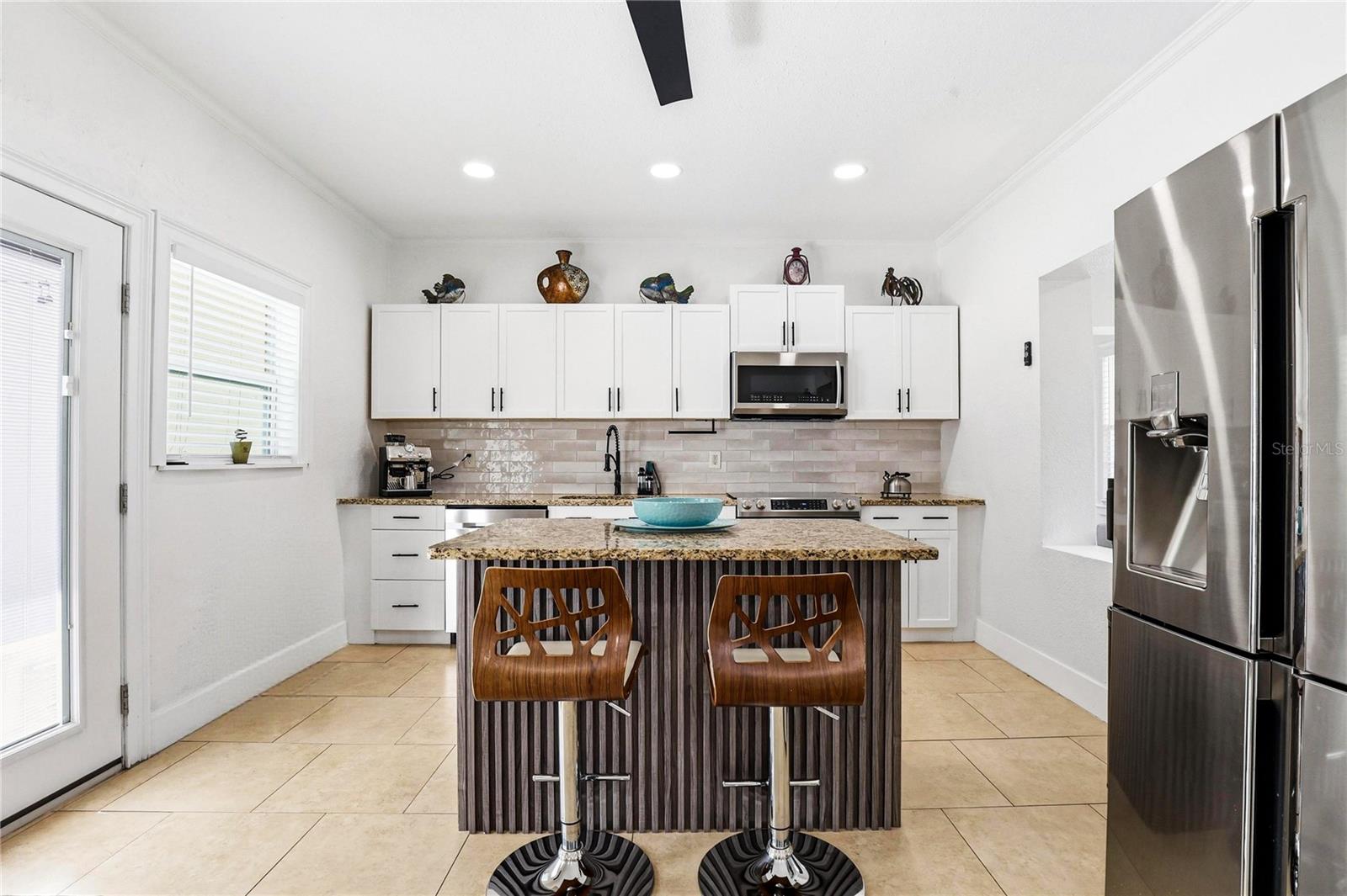 CREST LAKE SUB - Residential