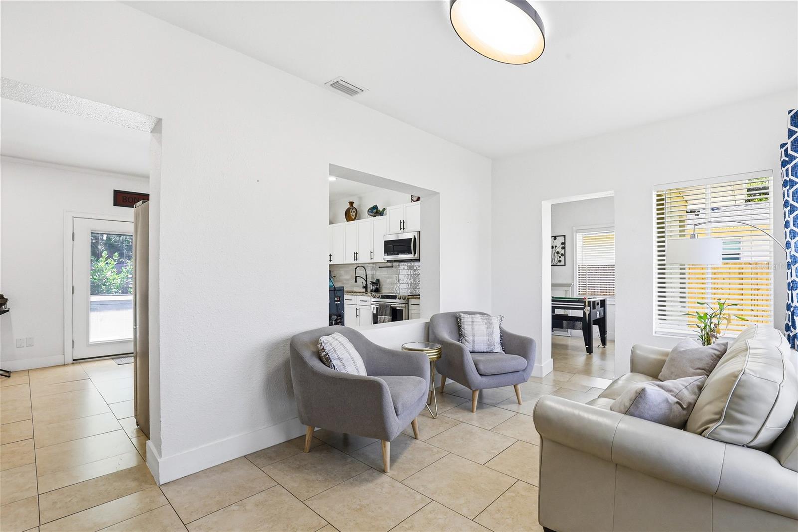 CREST LAKE SUB - Residential