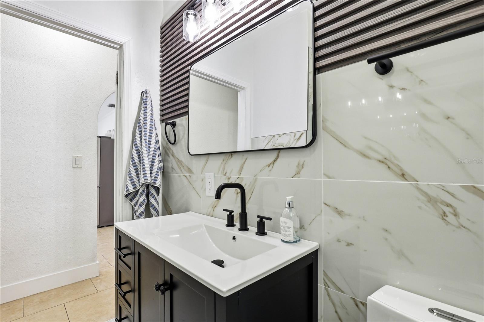 CREST LAKE SUB - Residential