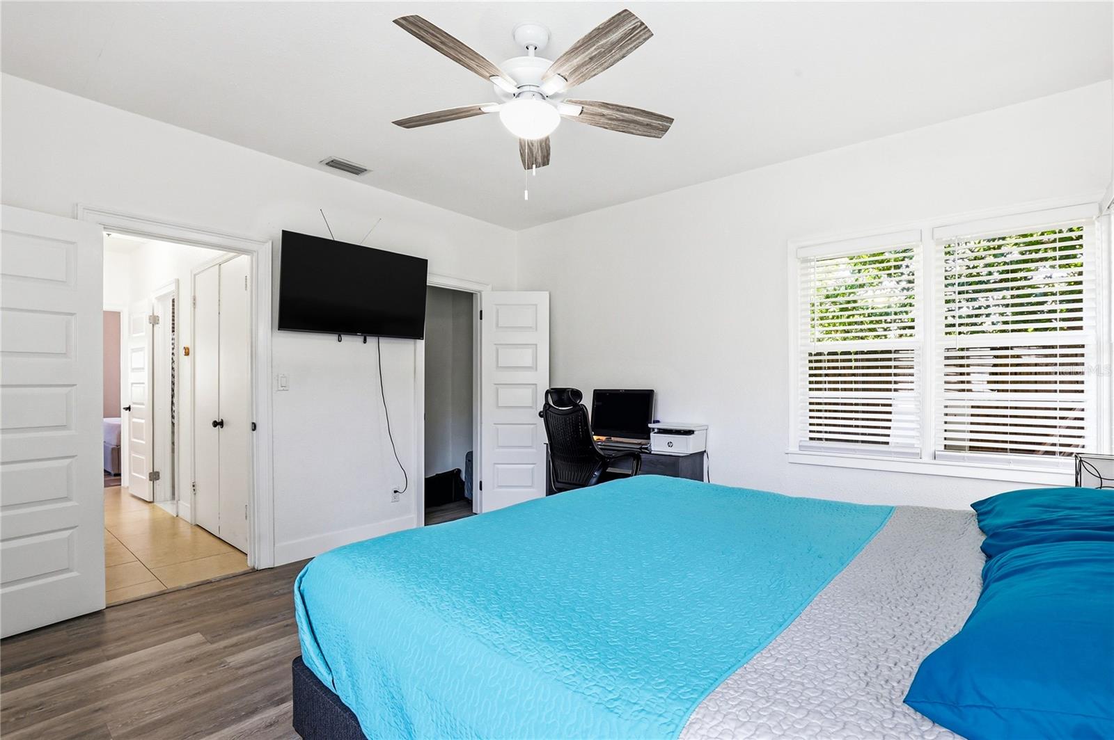 CREST LAKE SUB - Residential