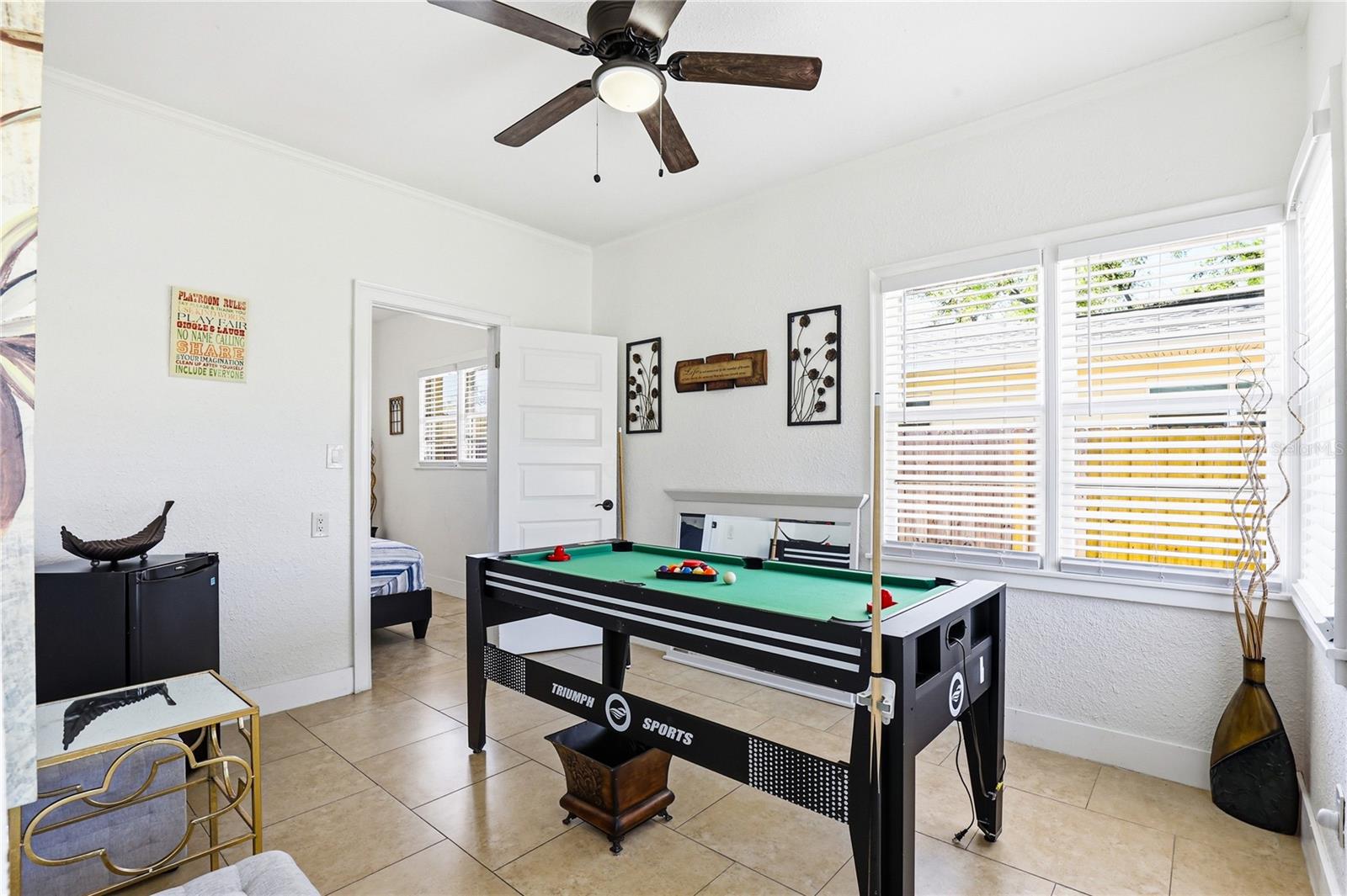 CREST LAKE SUB - Residential