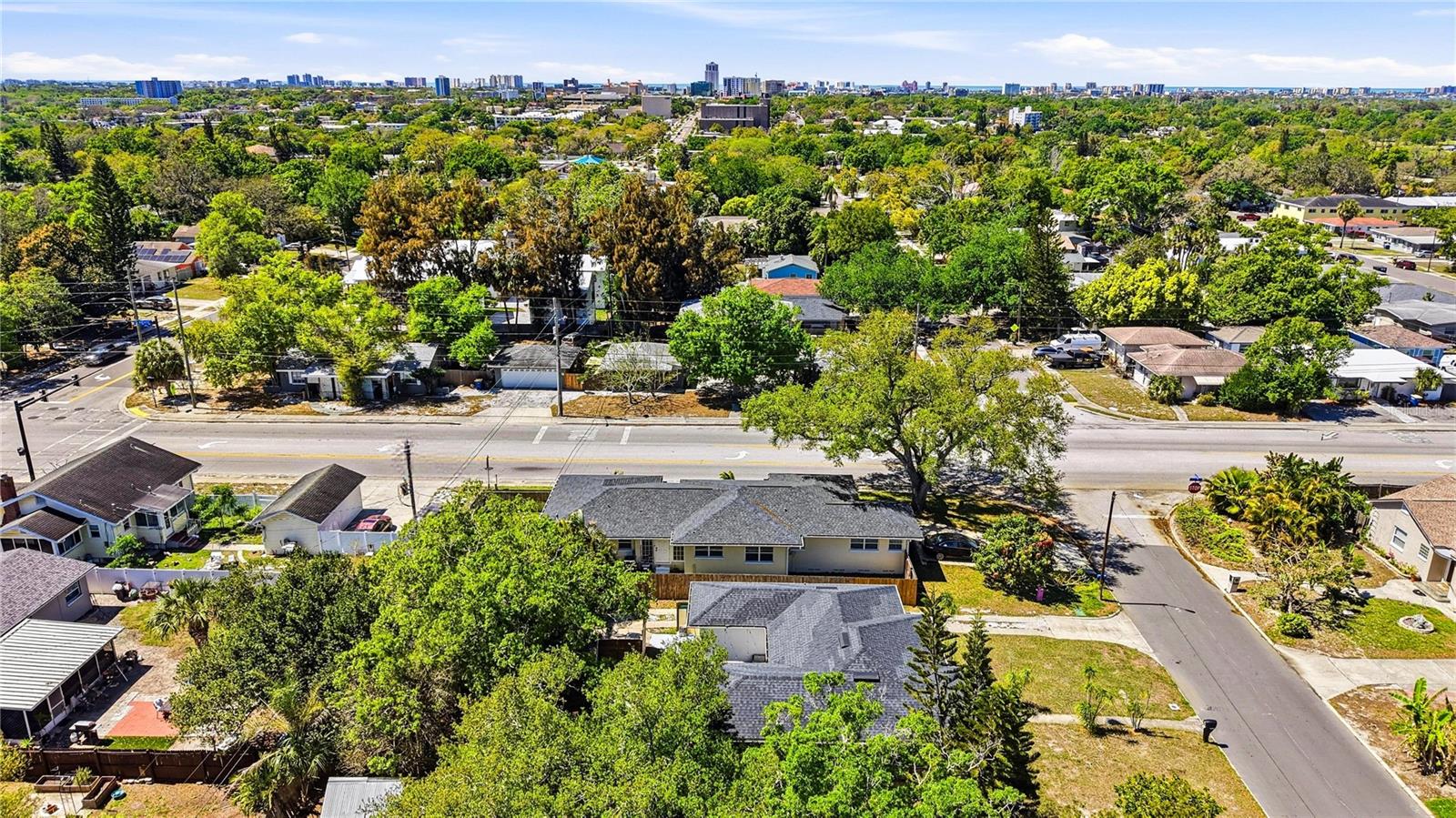 CREST LAKE SUB - Residential