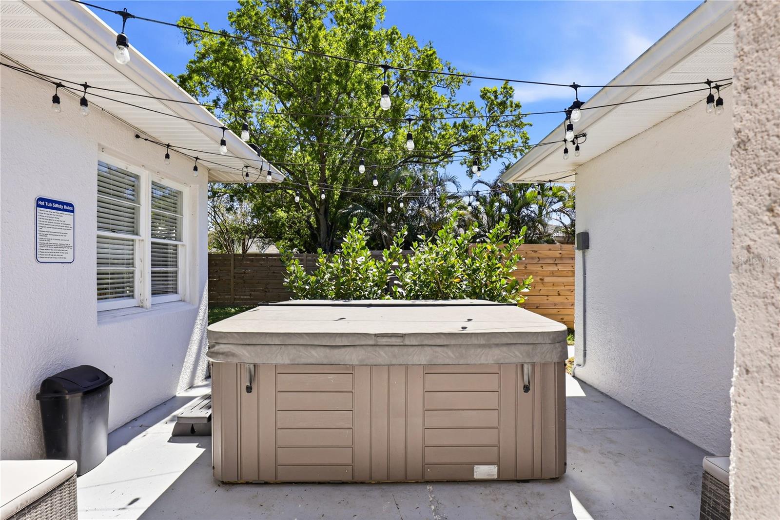 CREST LAKE SUB - Residential