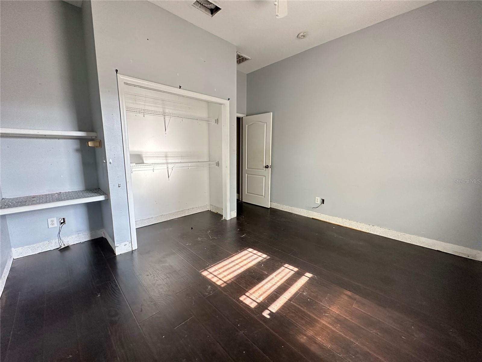 UNPLATTED - Residential