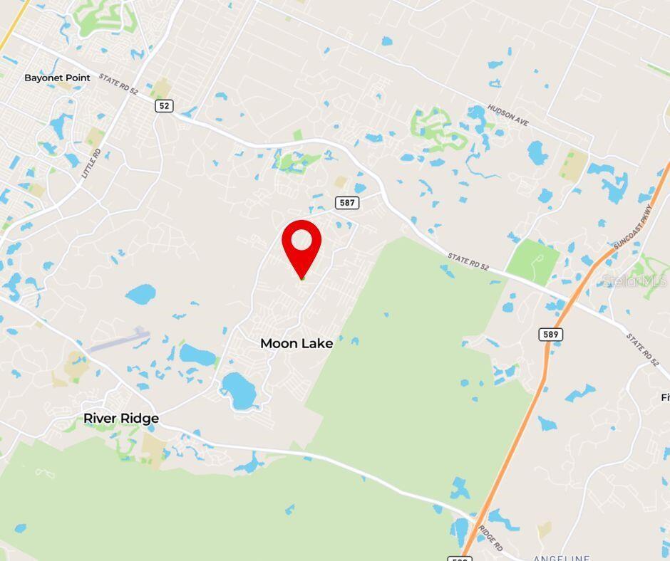 MOON LAKE ESTATES - Land