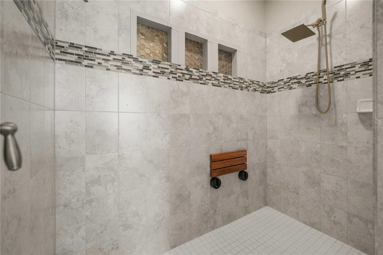 BERRY BAY SUB - Residential