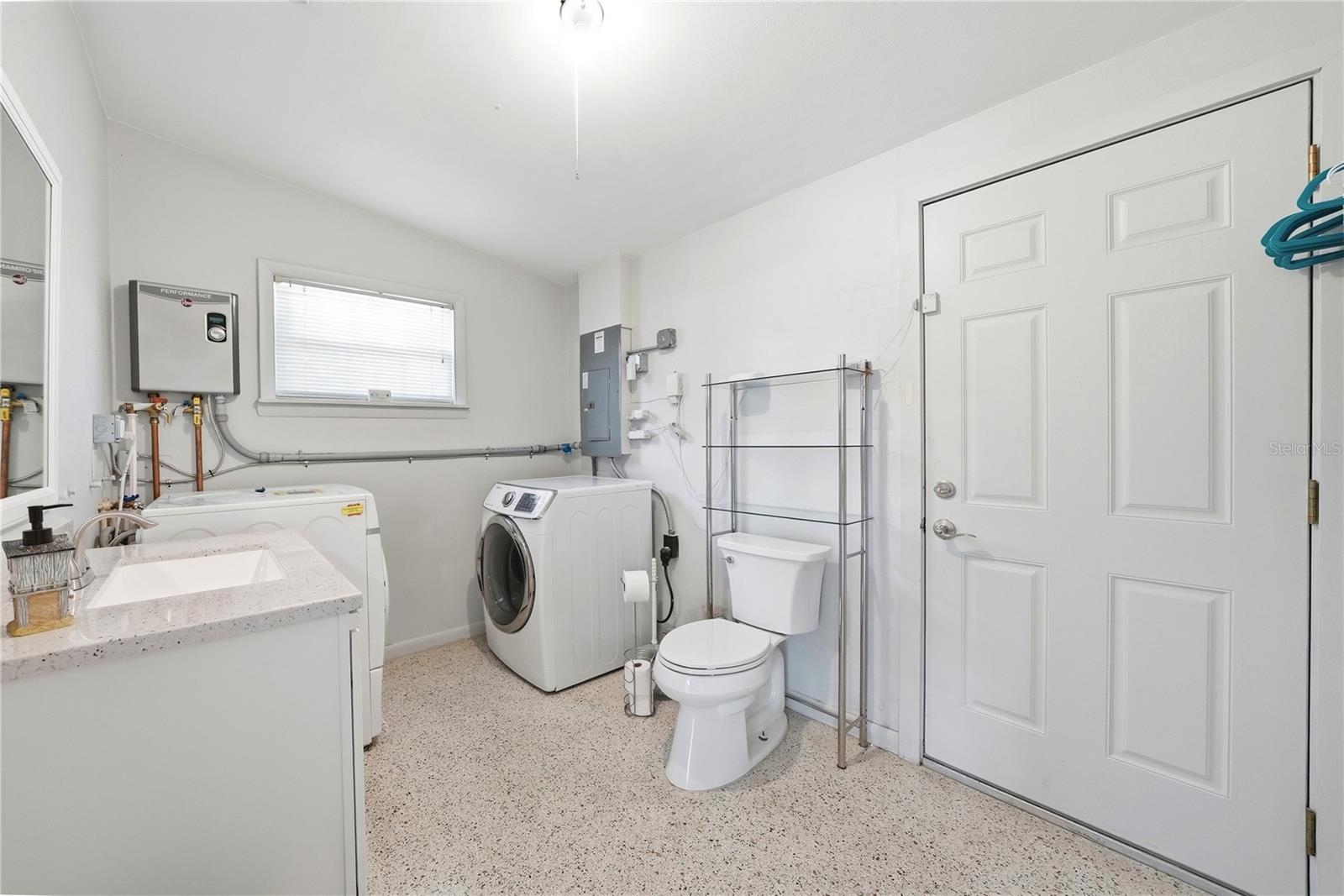 ORANGE ESTATES OF ST PETE - Residential