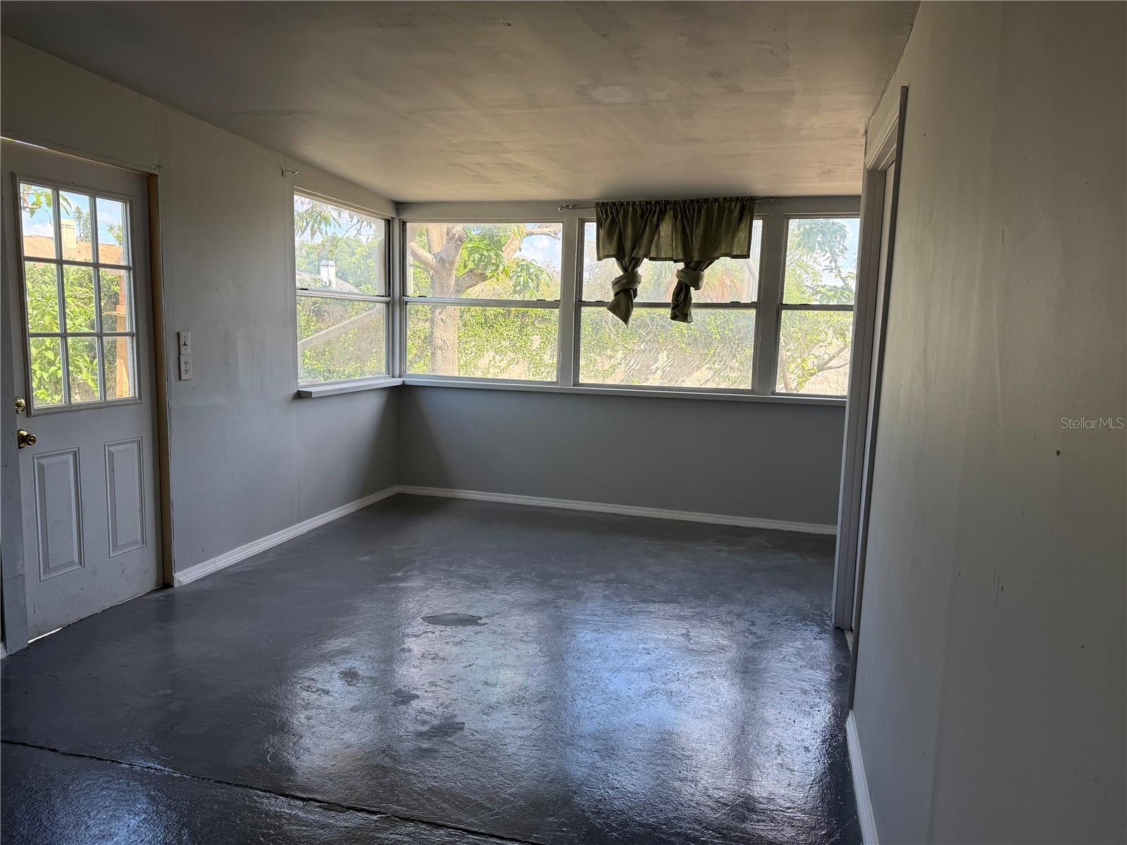 HEATHER LAKES UNIT XXX1V - Residential