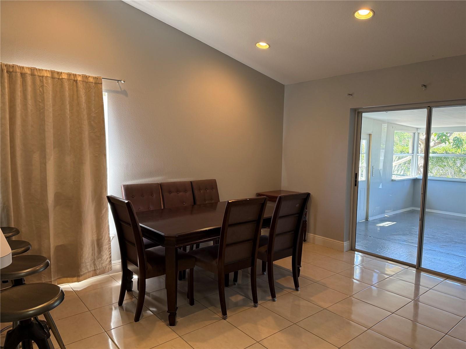 HEATHER LAKES UNIT XXX1V - Residential