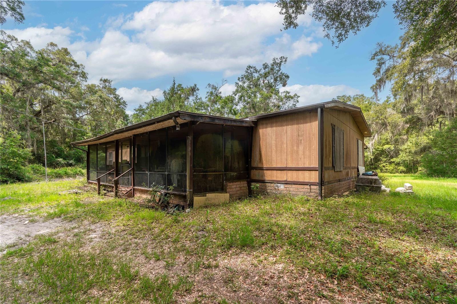 13586 N US HIGHWAY 27