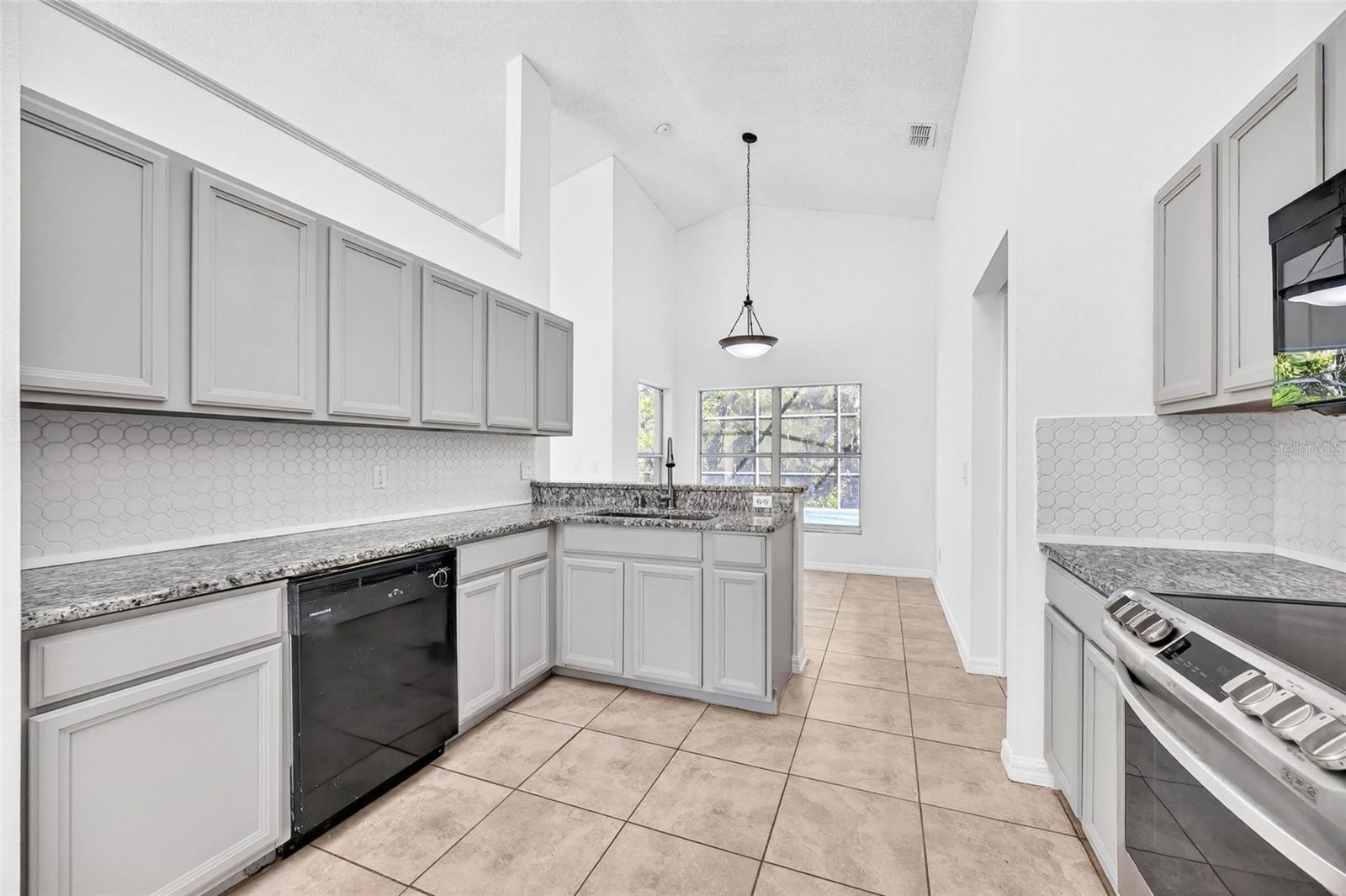 COUNTRY CREEK ESTATES PH 2 - Residential