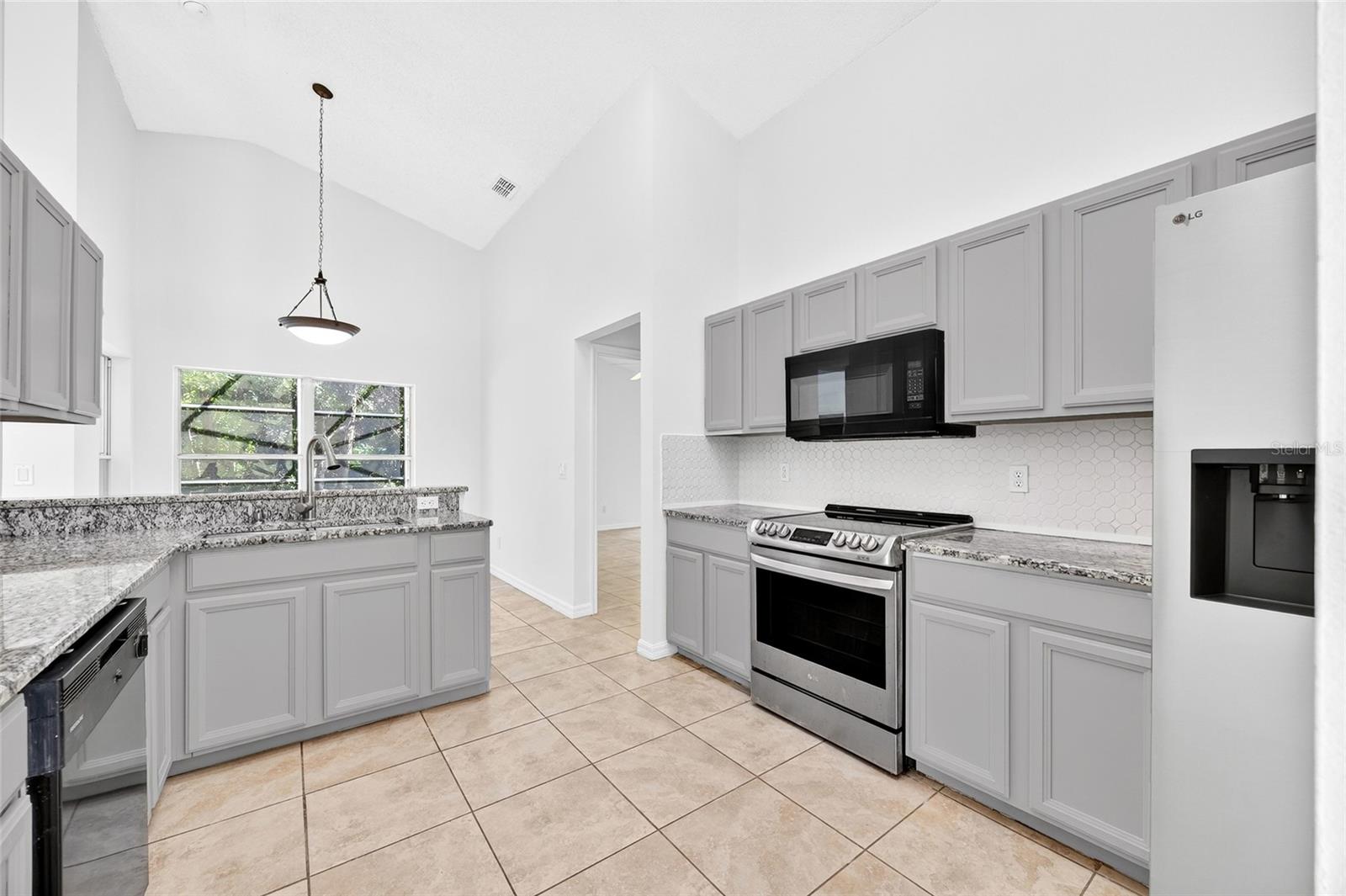 COUNTRY CREEK ESTATES PH 2 - Residential