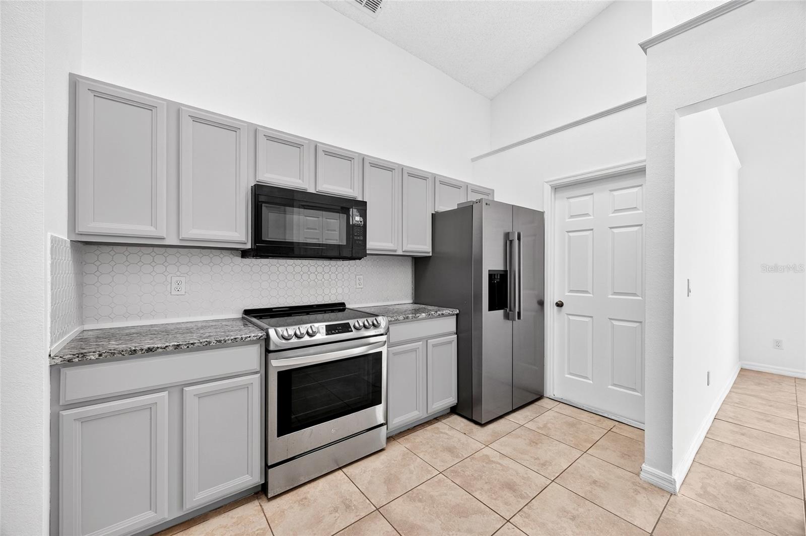 COUNTRY CREEK ESTATES PH 2 - Residential