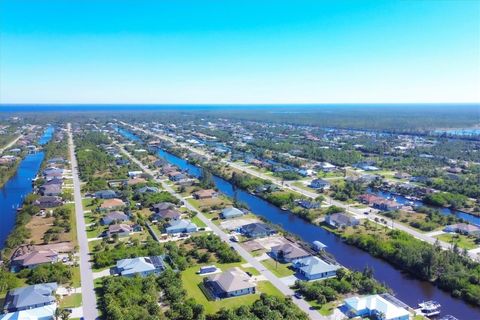 A home in PORT CHARLOTTE