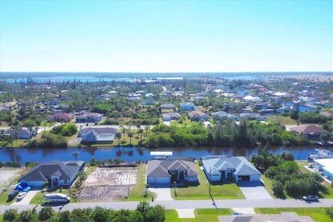 A home in PORT CHARLOTTE