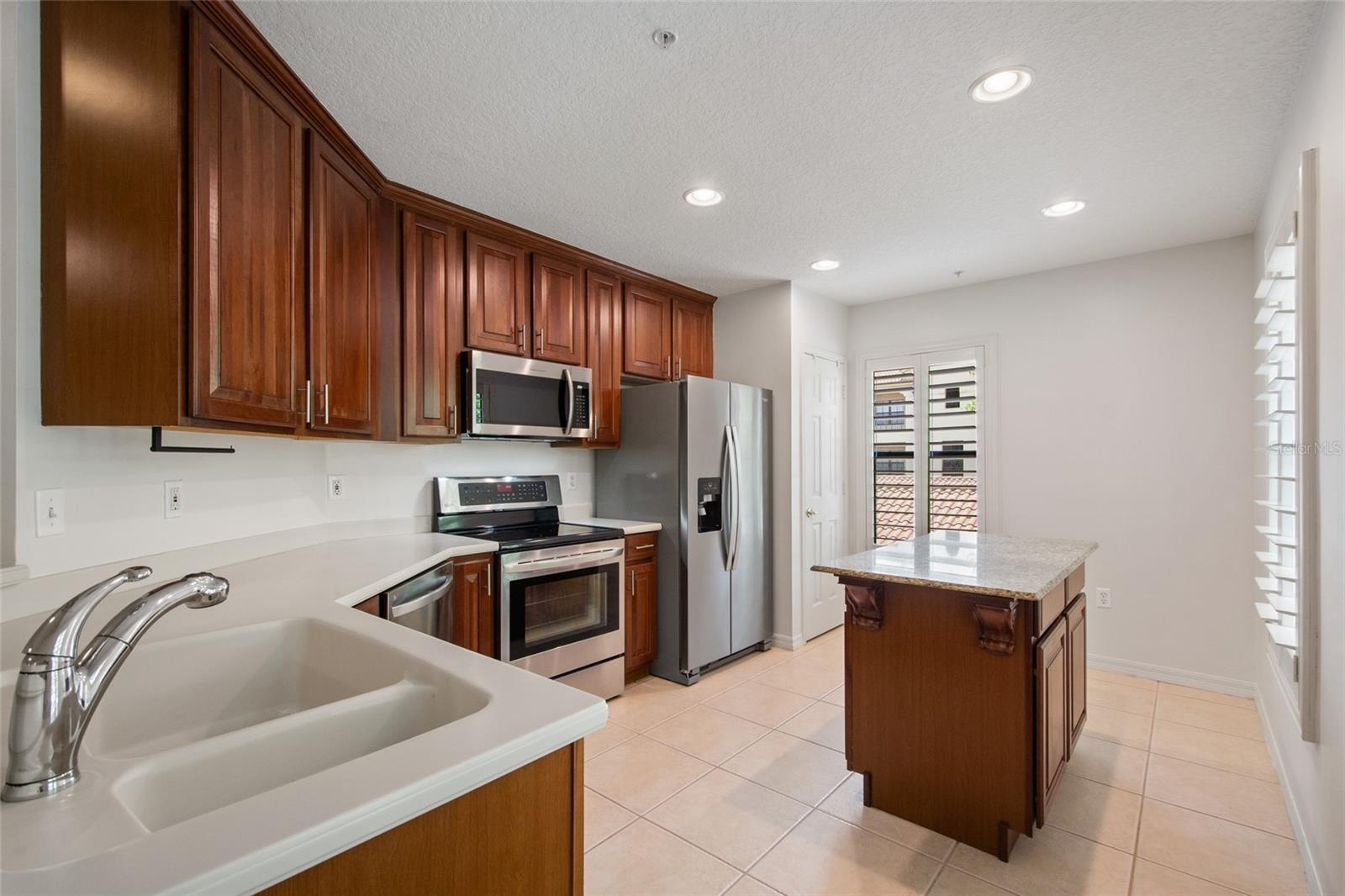 1007 CELEBRATION AVENUE 201