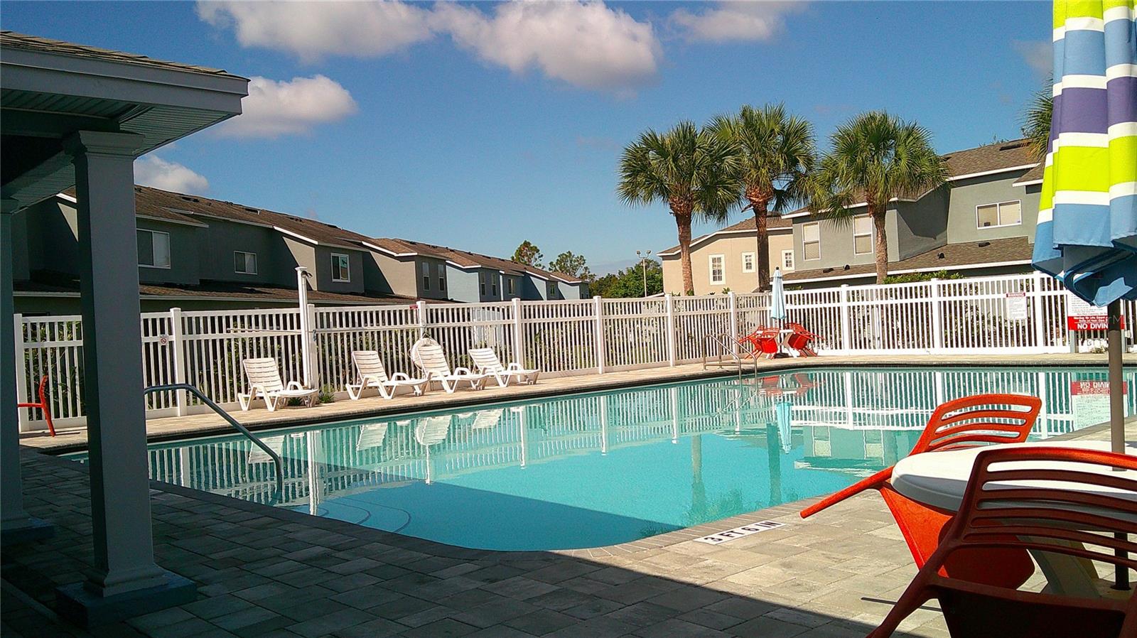 KINGS LAKE TOWNHOMES - Residential Lease