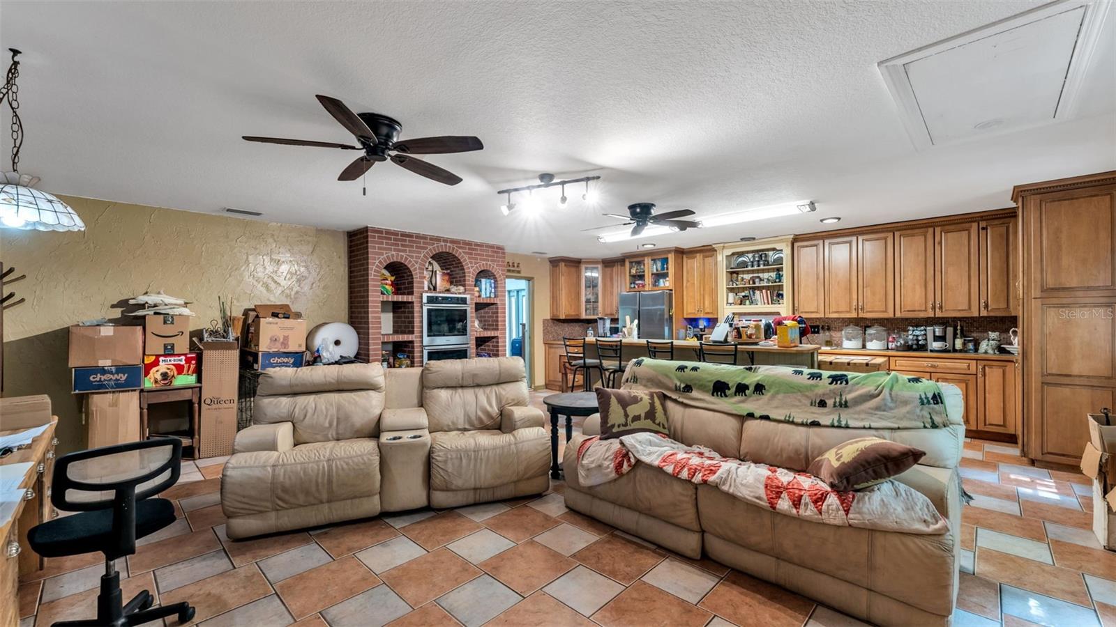 TIMBERIDGE PB 69 PG 28-30 LOT 77 - Residential