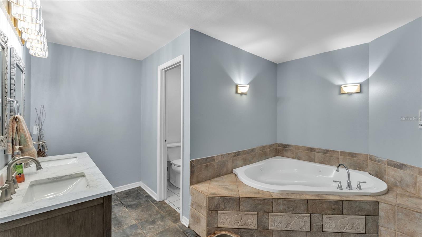 TIMBERIDGE PB 69 PG 28-30 LOT 77 - Residential