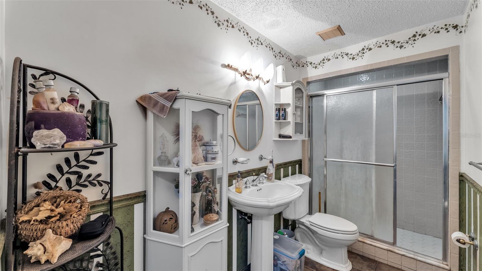 TIMBERIDGE PB 69 PG 28-30 LOT 77 - Residential