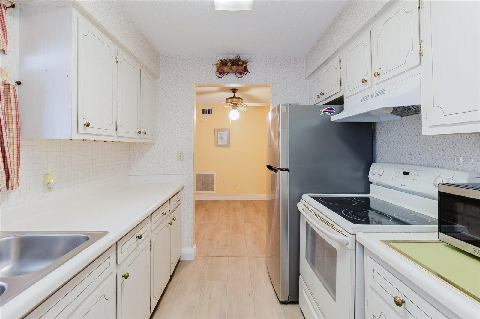 SHELLEY GARDENS 3 CONDO - Residential