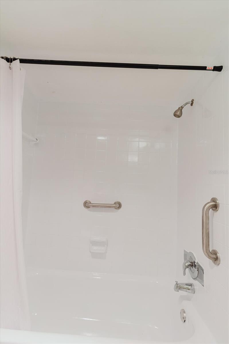 SHELLEY GARDENS 3 CONDO - Residential