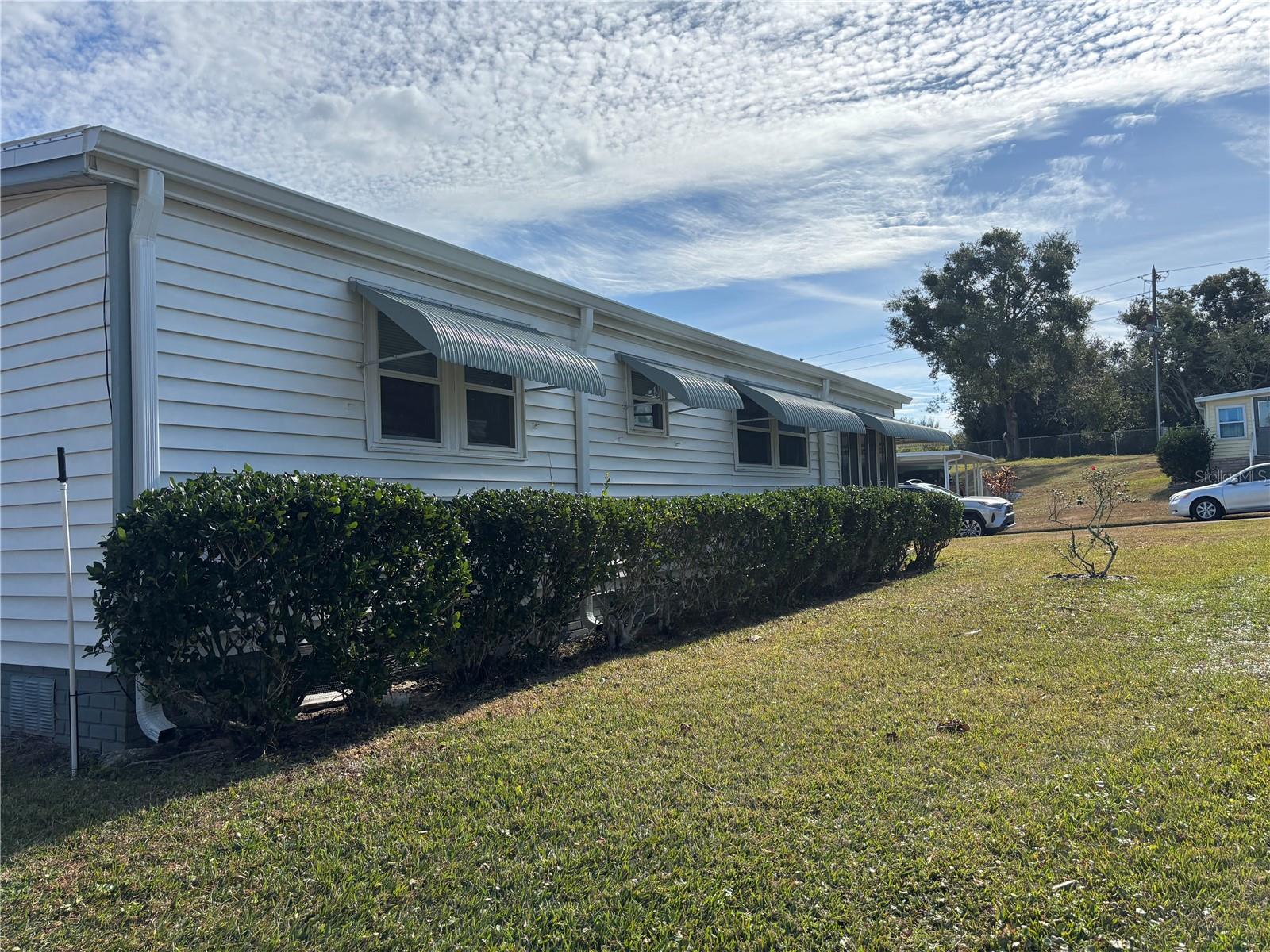 ZELLWOOD STATION - Residential