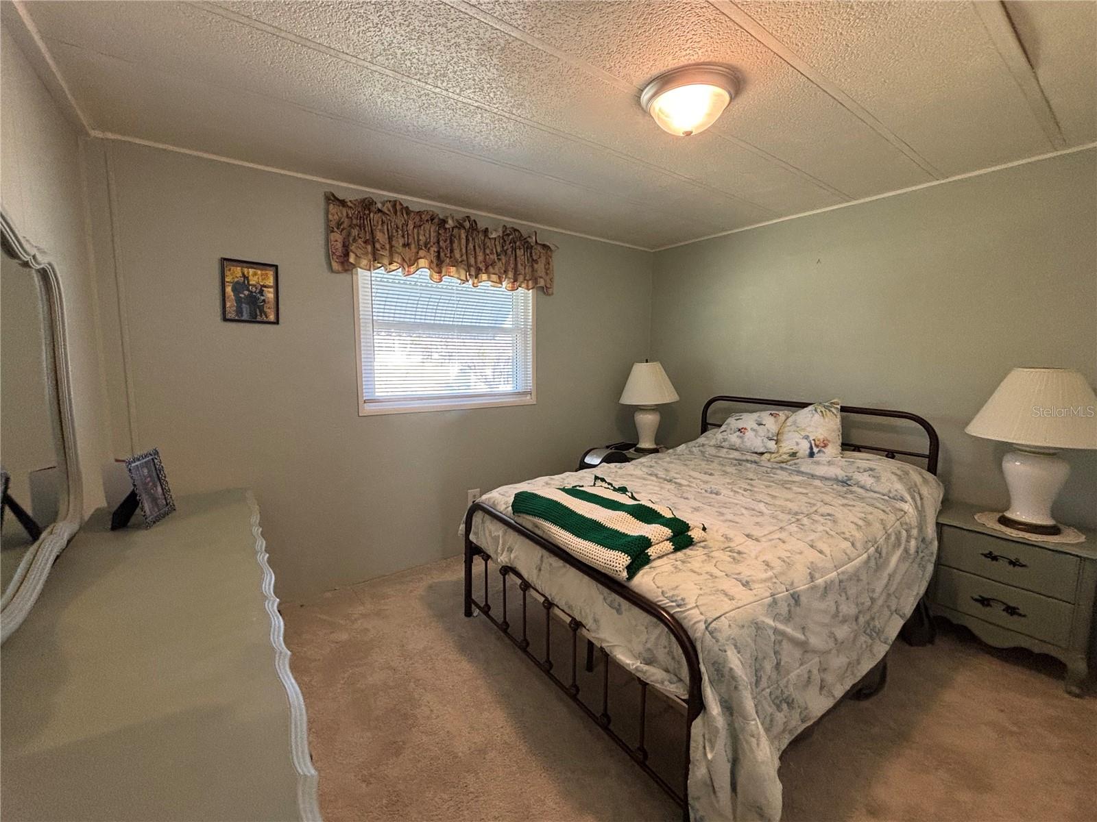 ZELLWOOD STATION - Residential