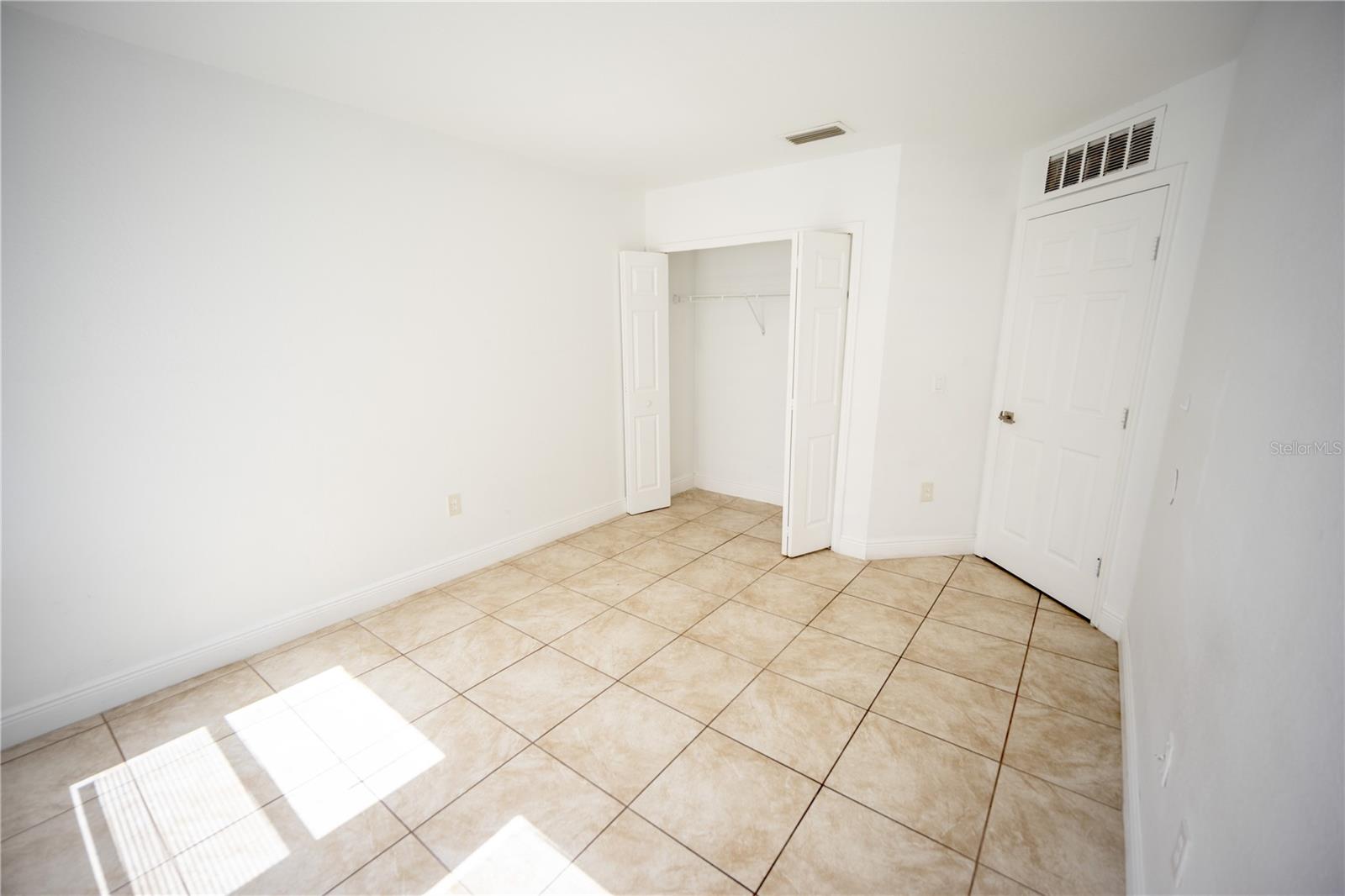 CLUB CORTILE PH 05 CONDO - Residential Lease