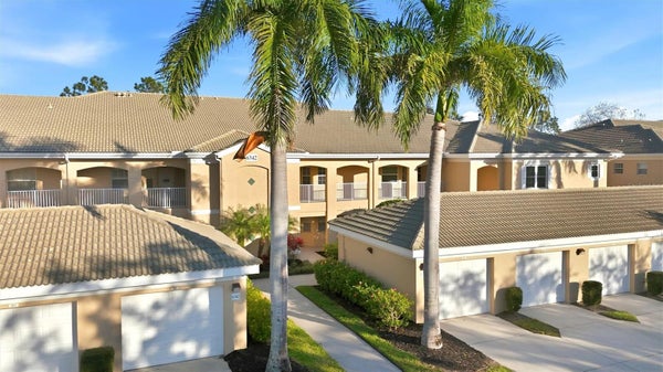 6342 GRAND OAK CIR APT 204, BRADENTON, FL 34203 - Image a0a6129d9a36d99de7a9e1d1ca5ba2ca/4275408544