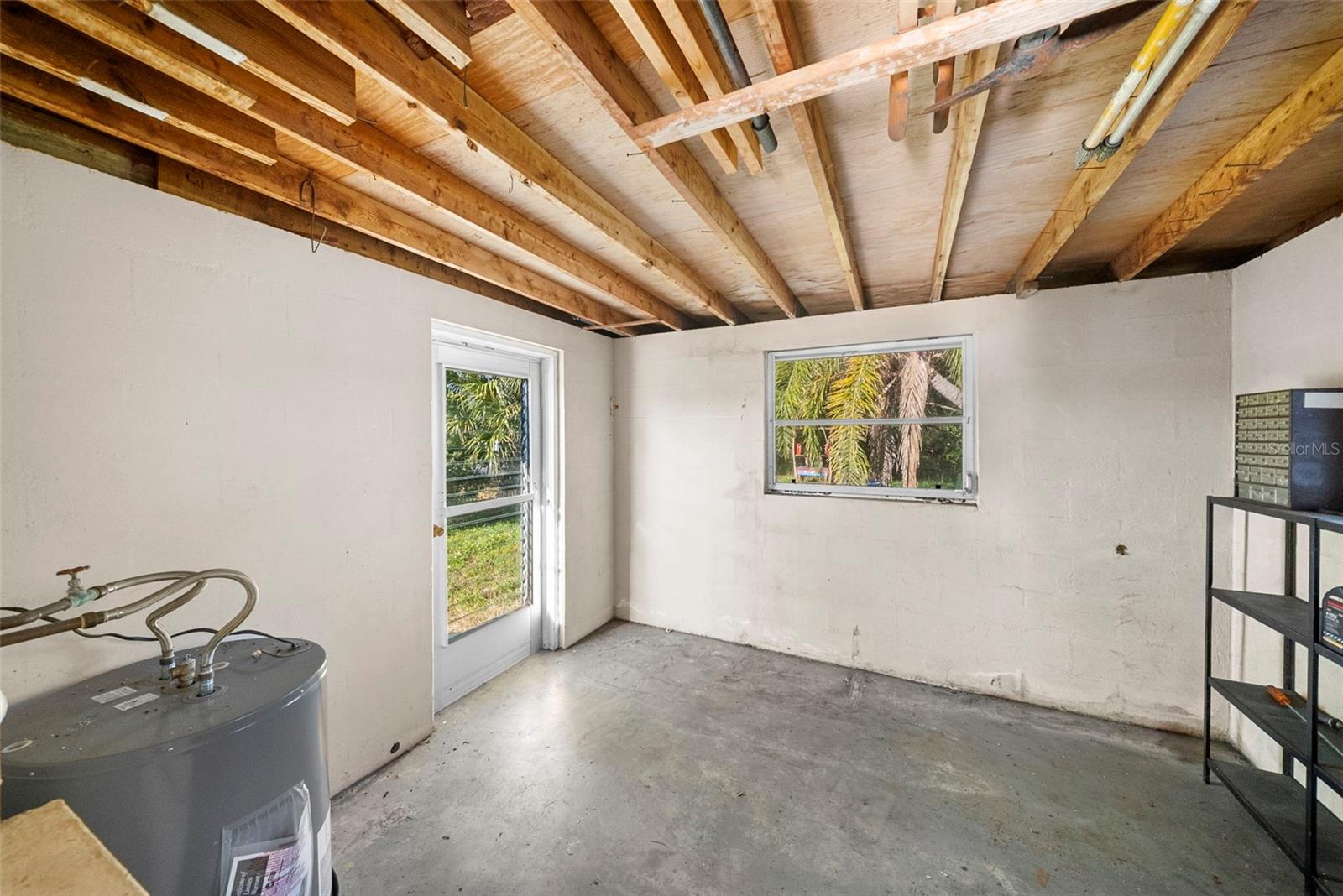 JENNABELLE LANE - Residential