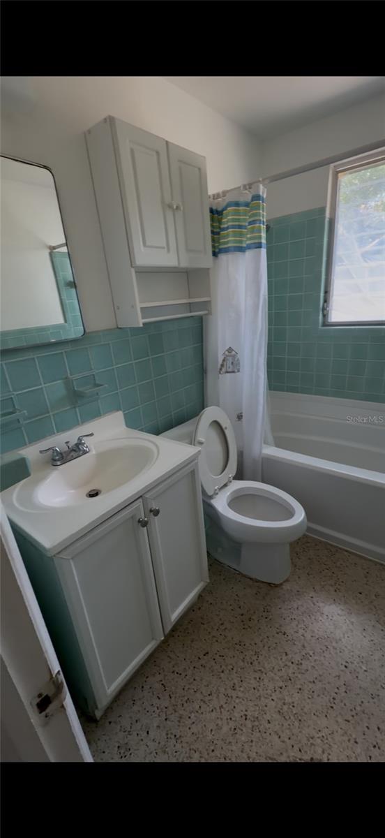 JENNABELLE LANE - Residential