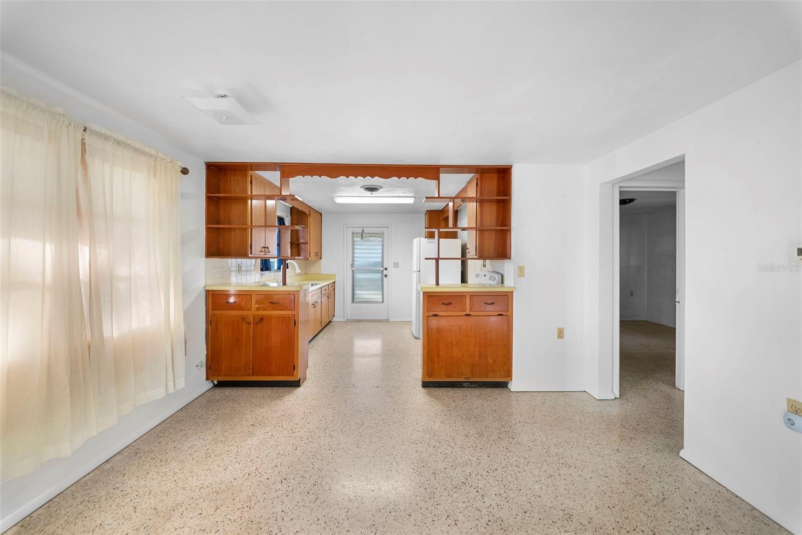 JENNABELLE LANE - Residential