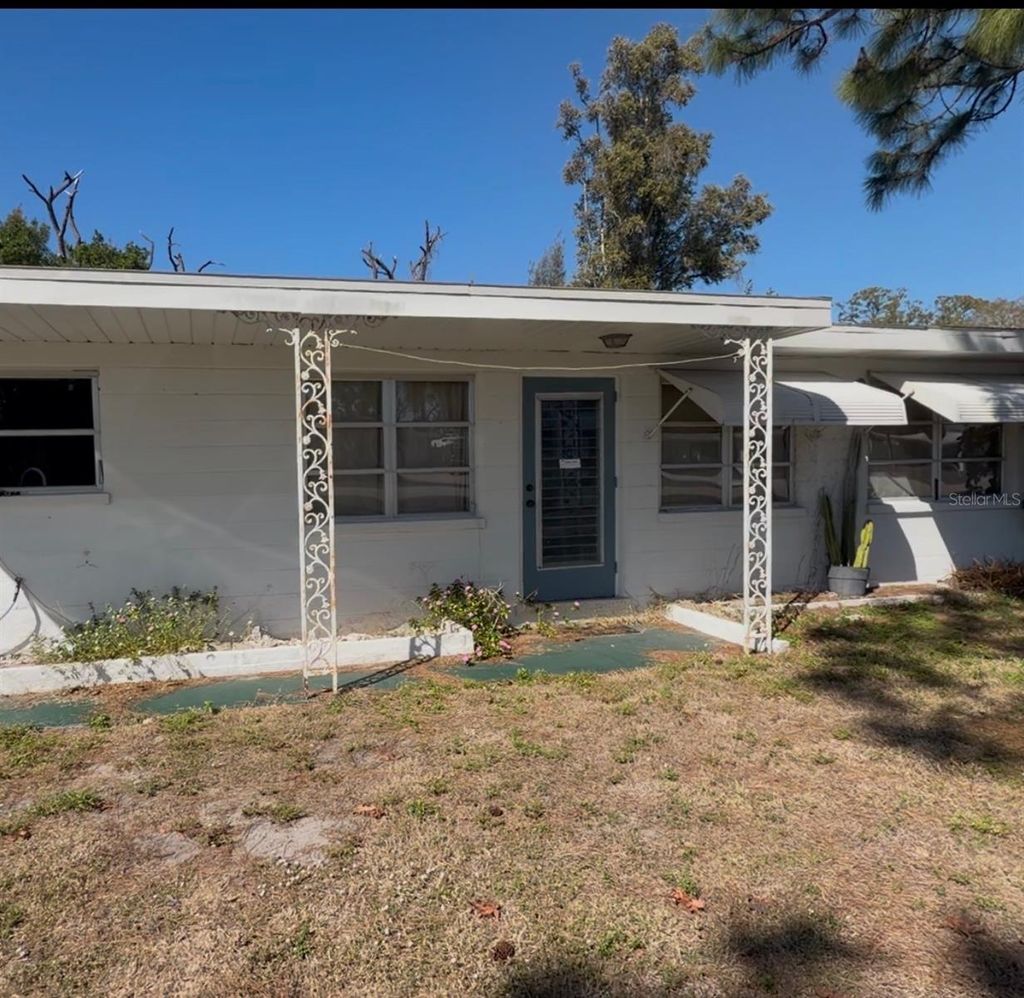 Photo of 90 N Broadway, Englewood, FL 34223 (MLS # C7523758)
