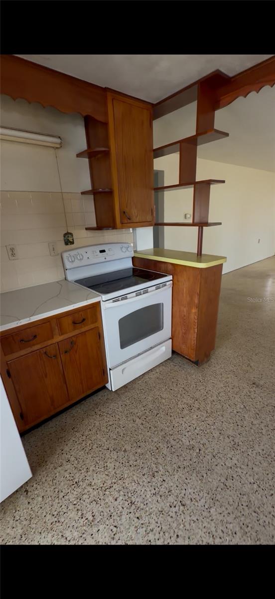 JENNABELLE LANE - Residential