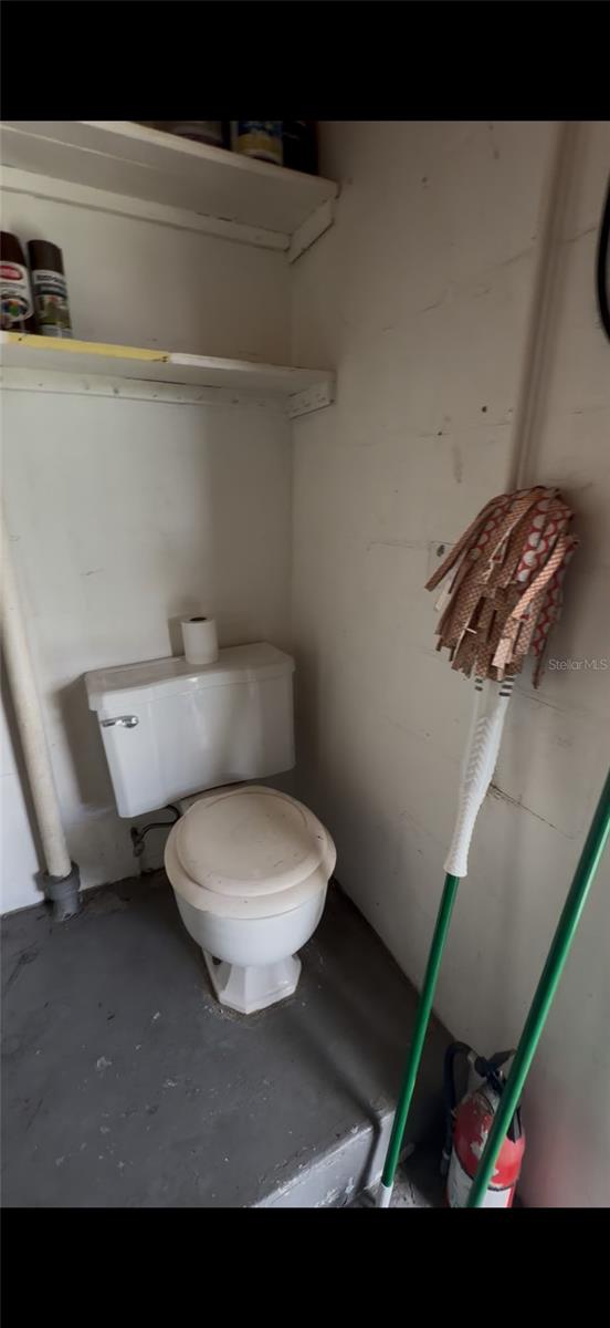 JENNABELLE LANE - Residential