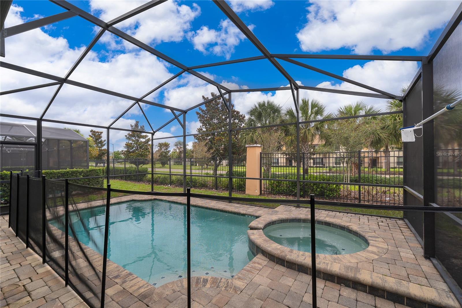 8951 AMELIA DOWNS TRAIL