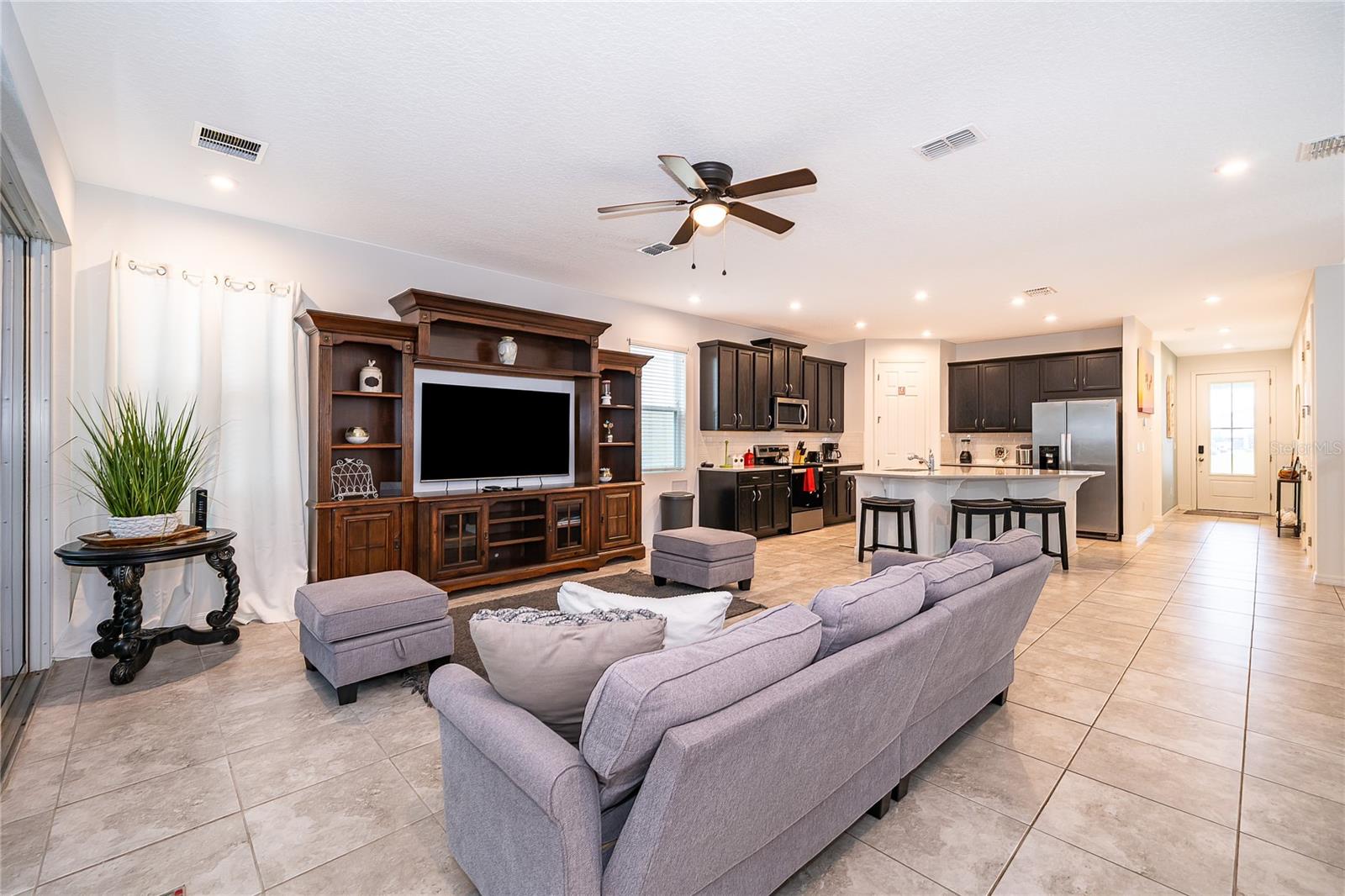8951 AMELIA DOWNS TRAIL
