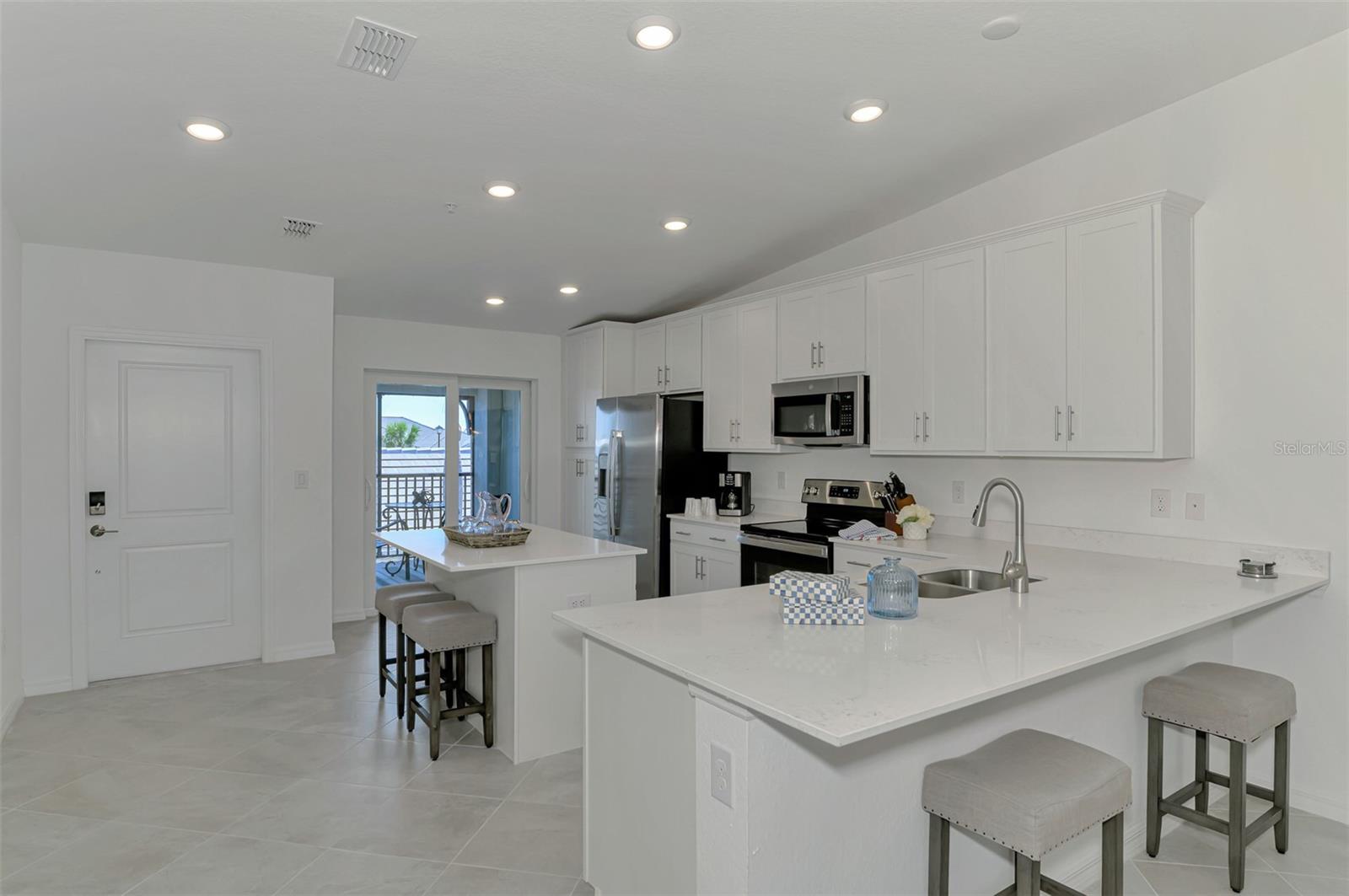 WELLEN PARK GOLF AND COUNTRY CLUB - Residential