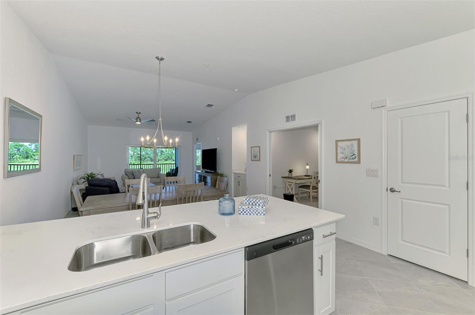 WELLEN PARK GOLF AND COUNTRY CLUB - Residential