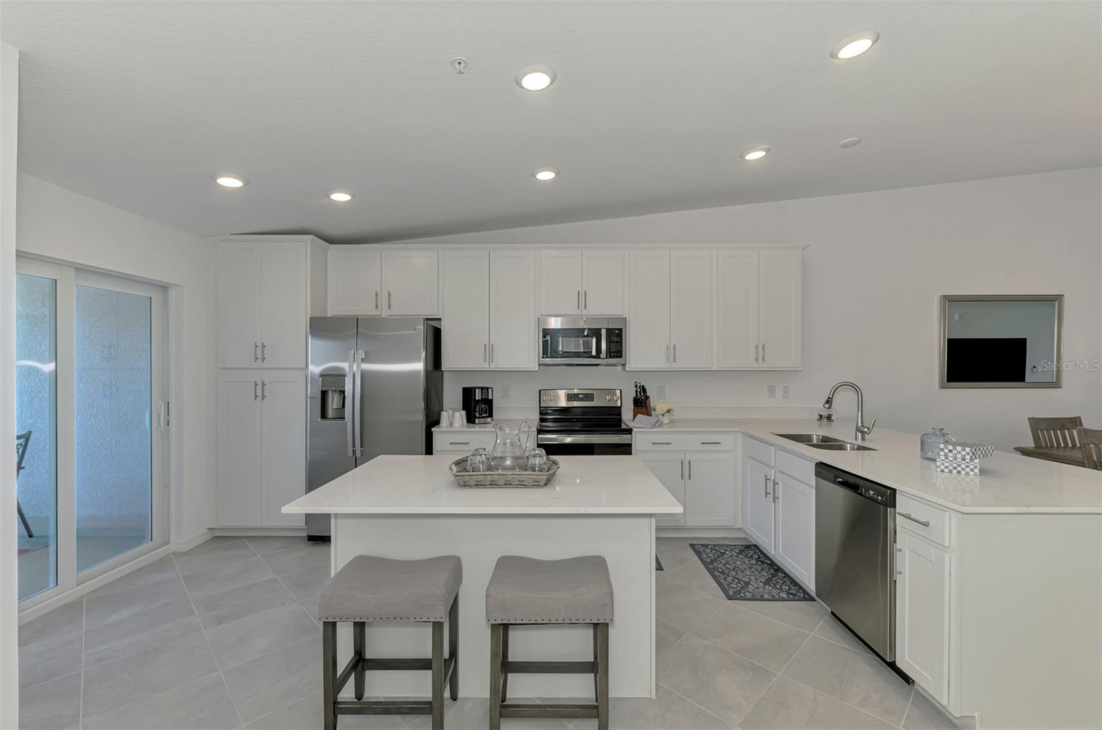 WELLEN PARK GOLF AND COUNTRY CLUB - Residential