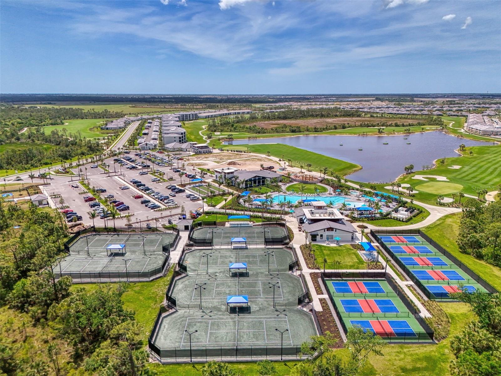 WELLEN PARK GOLF AND COUNTRY CLUB - Residential