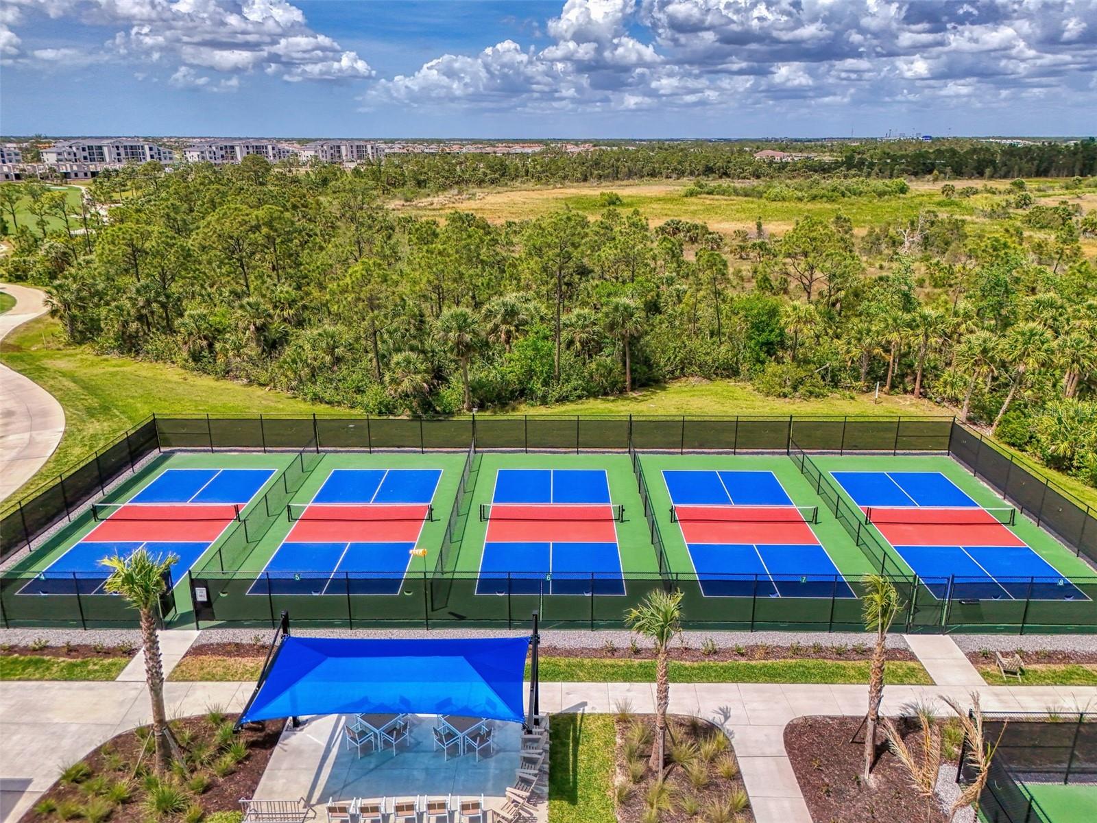 WELLEN PARK GOLF AND COUNTRY CLUB - Residential