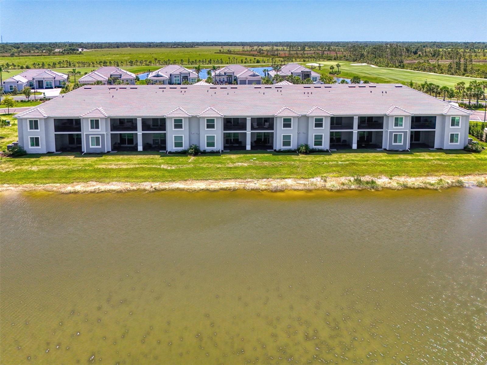 WELLEN PARK GOLF AND COUNTRY CLUB - Residential