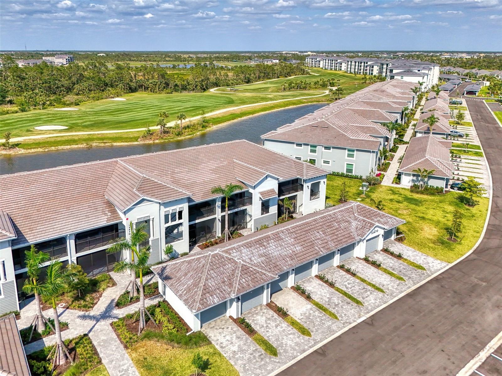 WELLEN PARK GOLF AND COUNTRY CLUB - Residential