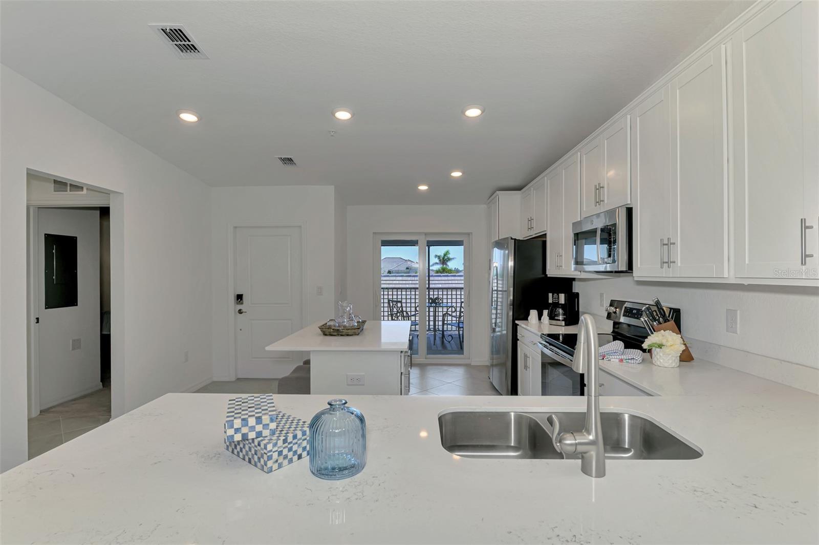WELLEN PARK GOLF AND COUNTRY CLUB - Residential