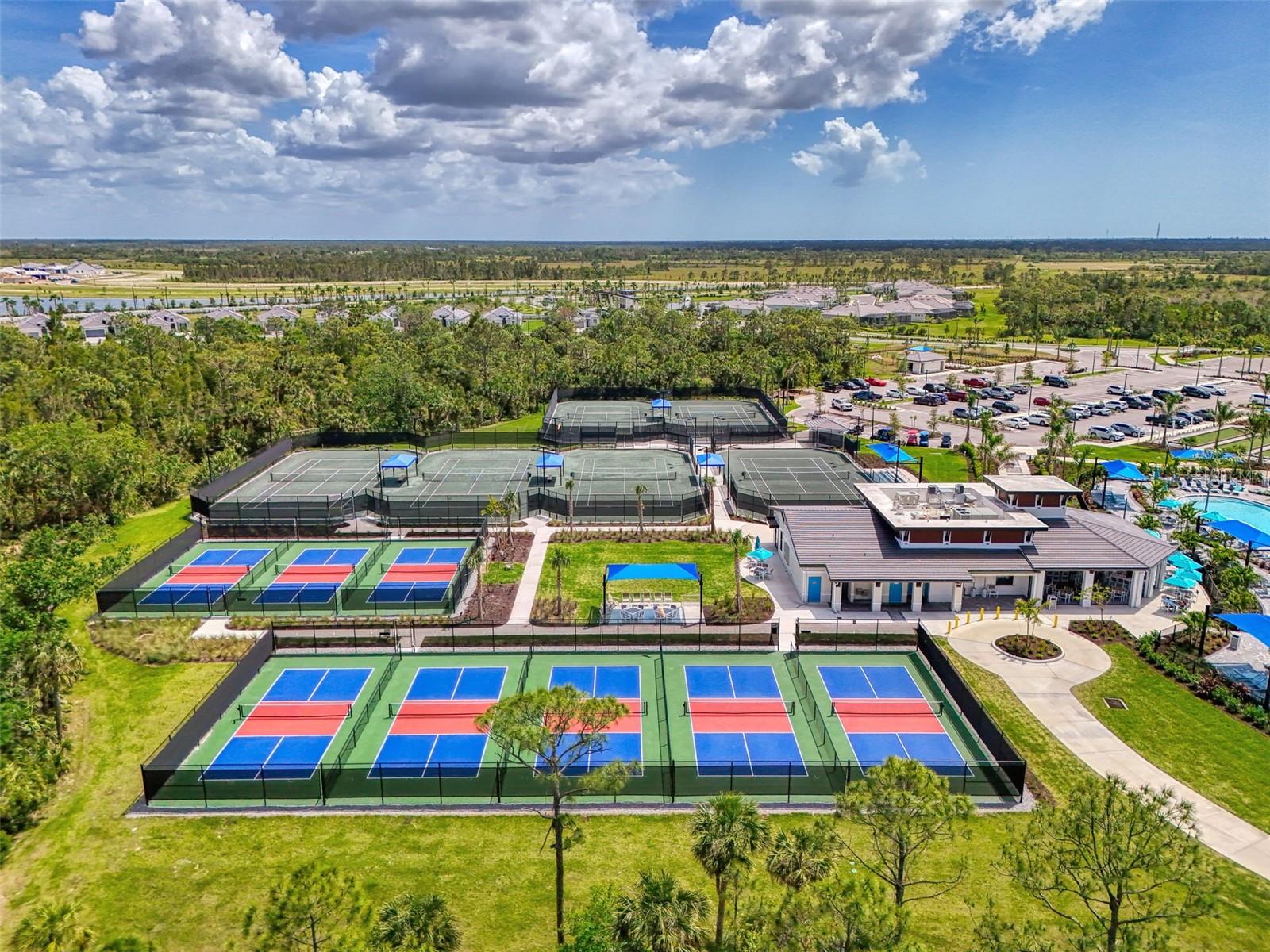 WELLEN PARK GOLF AND COUNTRY CLUB - Residential