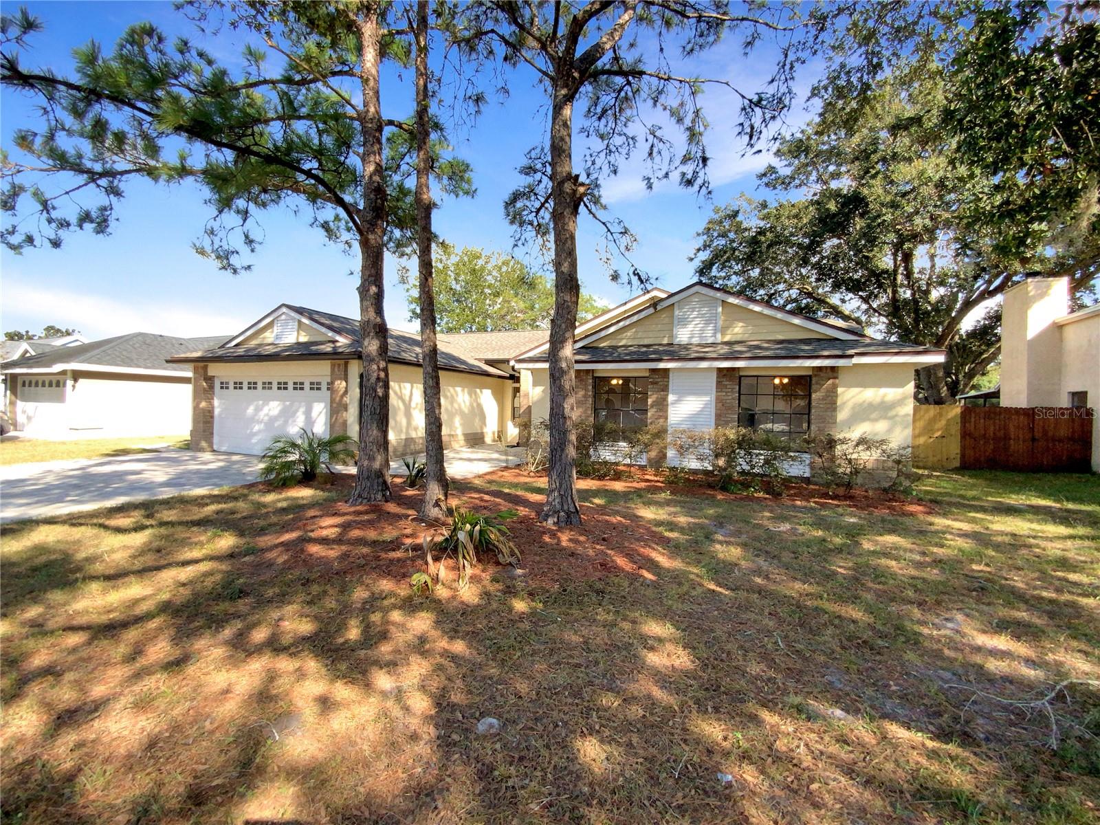 SUMMER WOODS - Residential